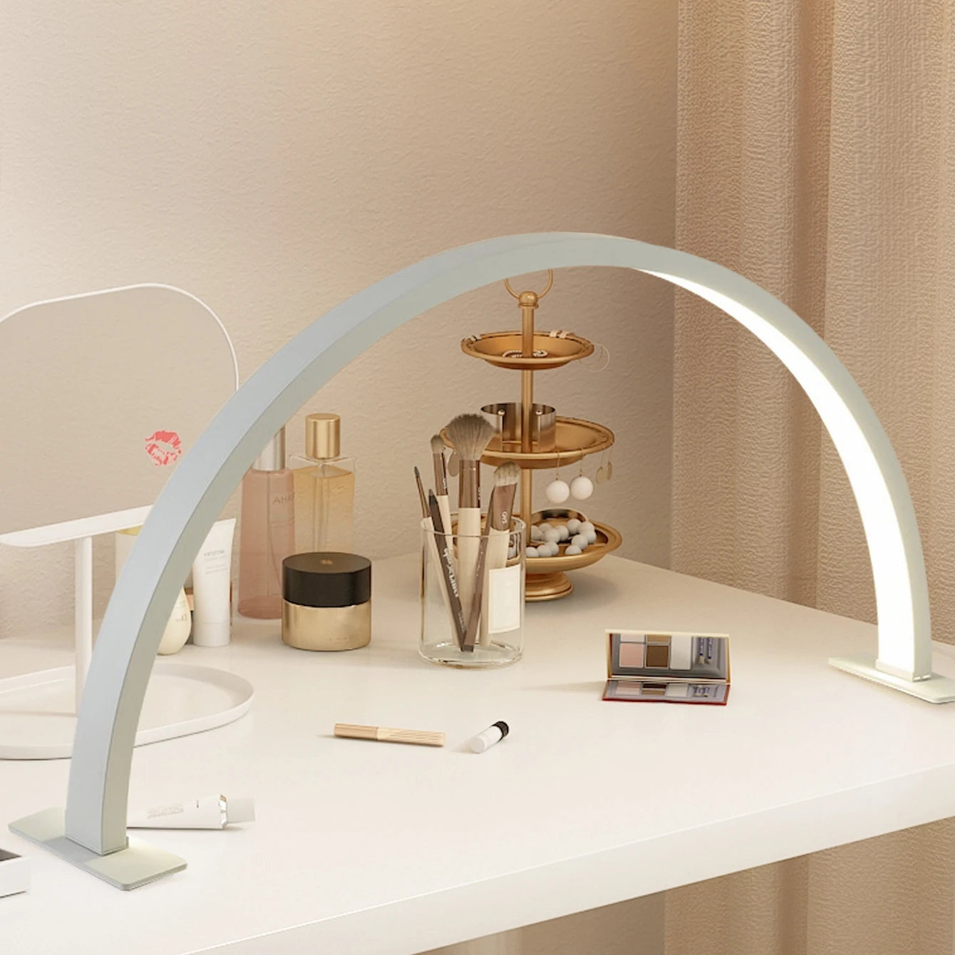 Nail lamp half moon U-shaped home beauty lamp desktop nail simple LED office desk lamp